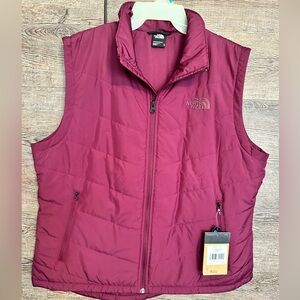 The North Face Women's Boysenberry Colored Vest - Size XL - NEW WITH TAGS!!